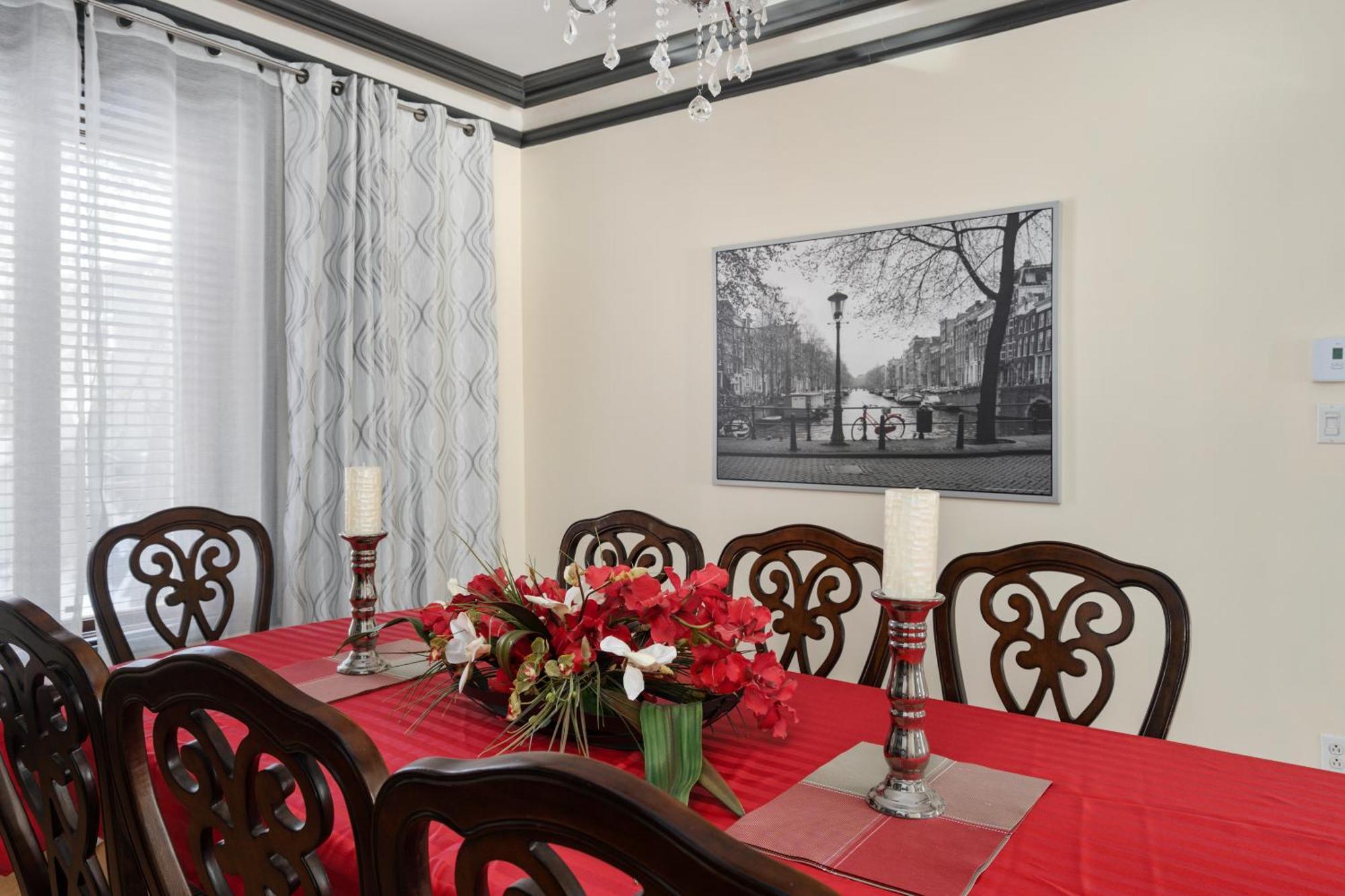 Centennial 6-Bedroom Waterfront Palace Sleeps 14 Монреал Екстериор снимка